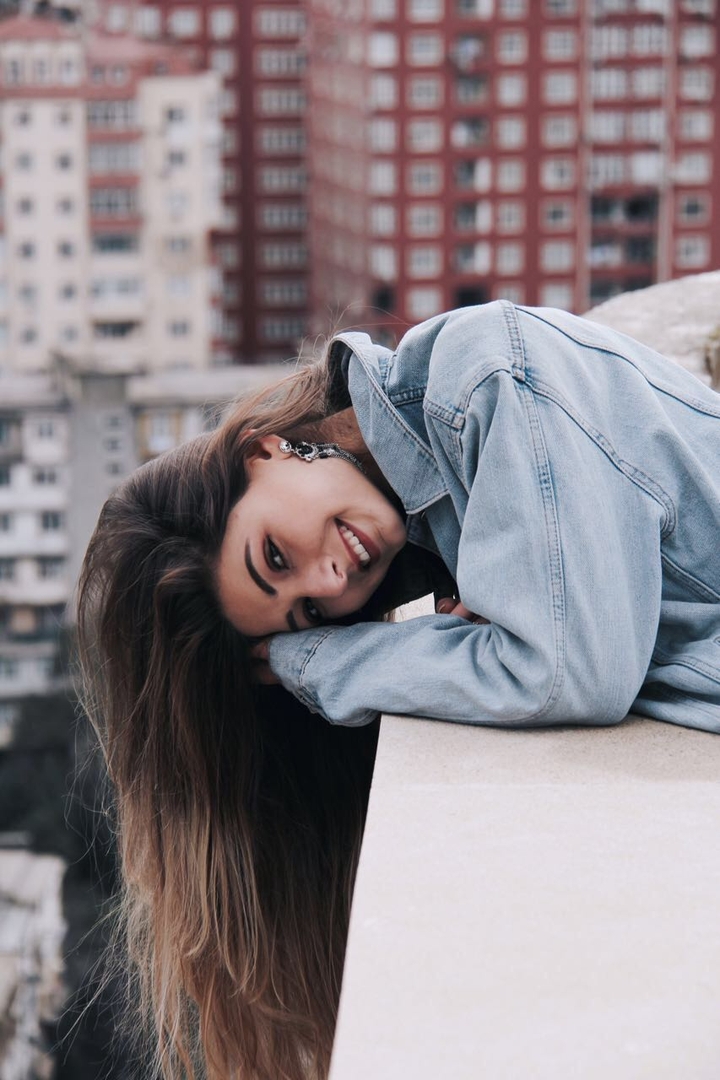 girl on the building