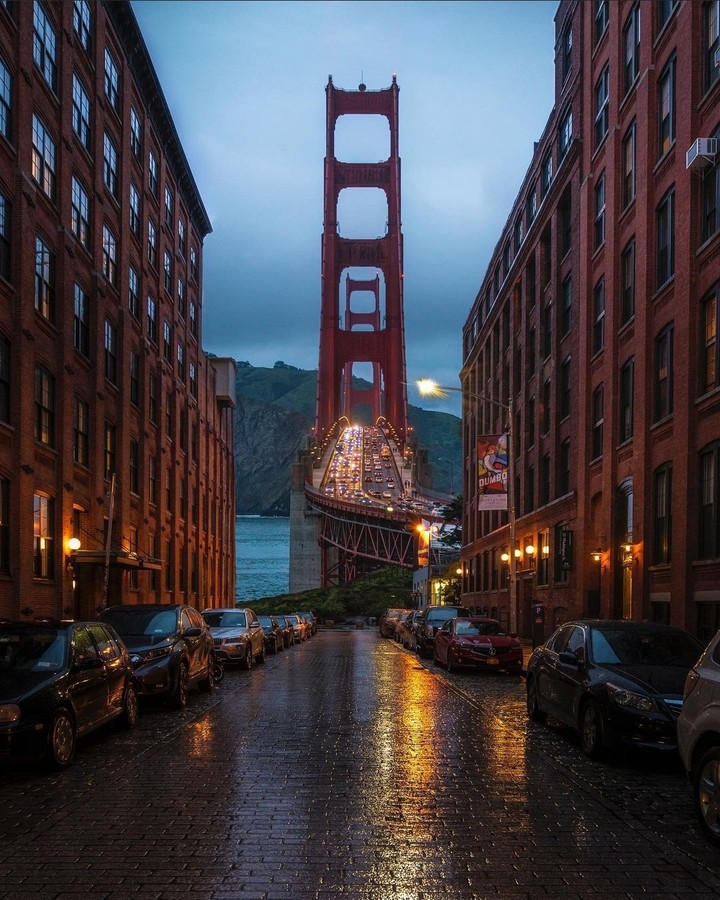 Golden Gate Bridge