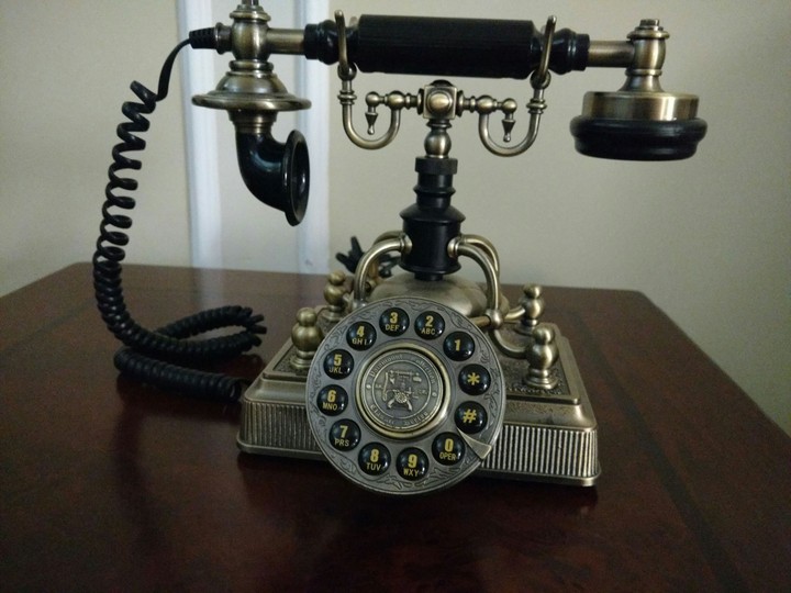 telephone