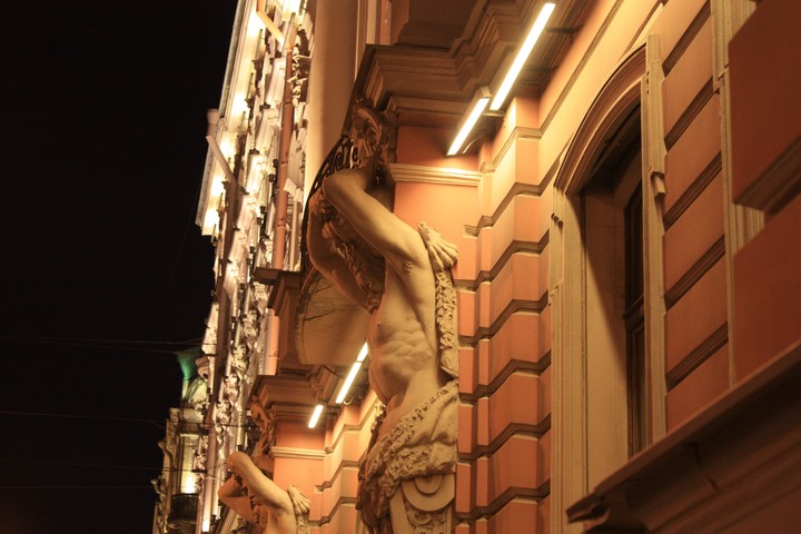 building (Saint Petersburg)
