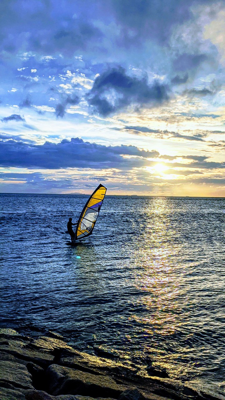 Windsurfing