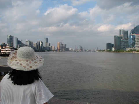 Far into the horizon