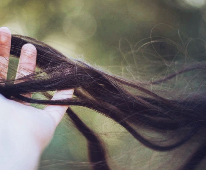 Her hair ....