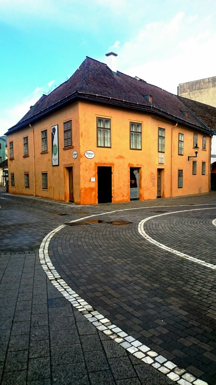 COLORFUL CROSSROADS