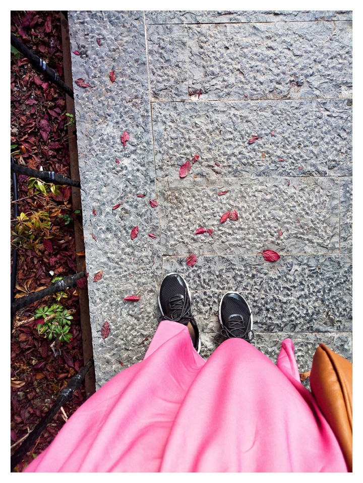 pink