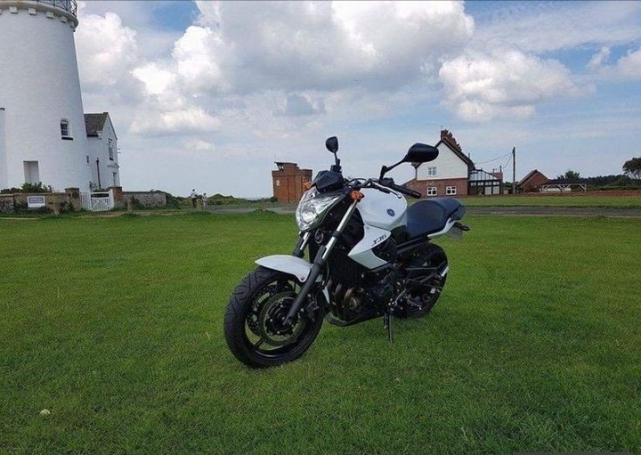 xjtão