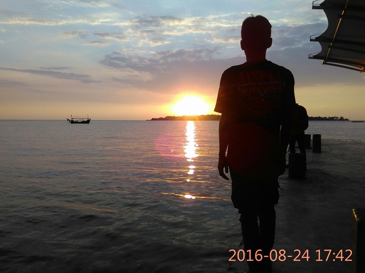 Pulau untung jawa