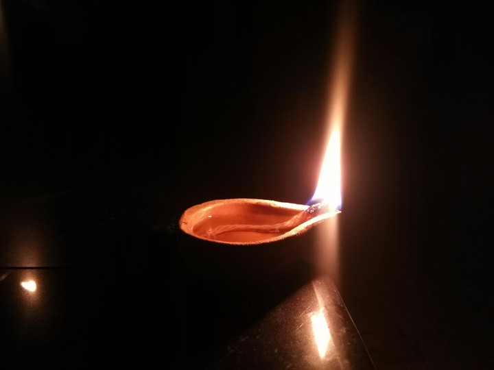 Diya