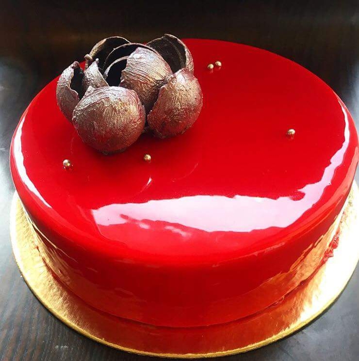 red cake