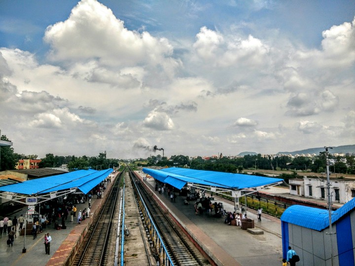 VIEW OF RAILWAY TRACK