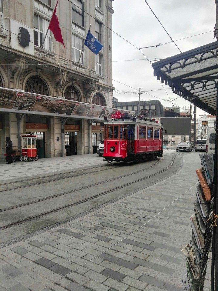 tram