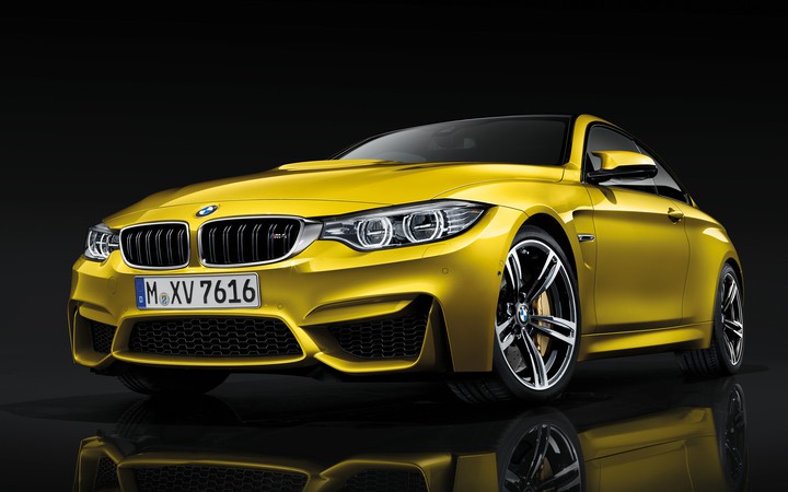 sarı bmw duvar kagıdı