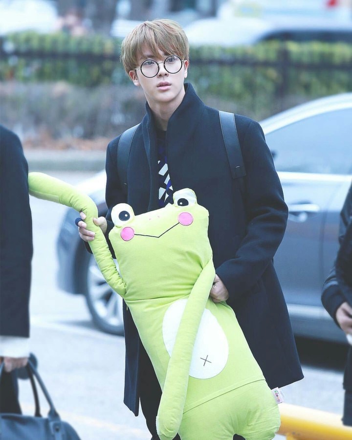 jin bts