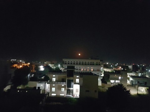 red moon
