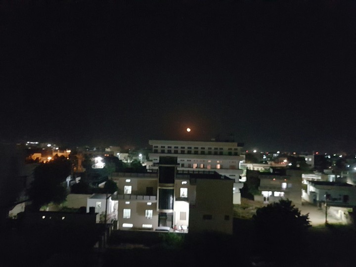 red moon