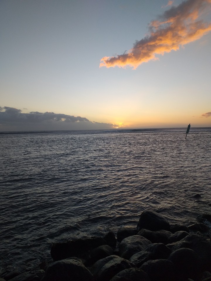 sunset saint leu 974