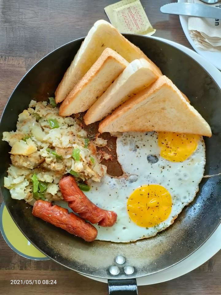 Breakfast