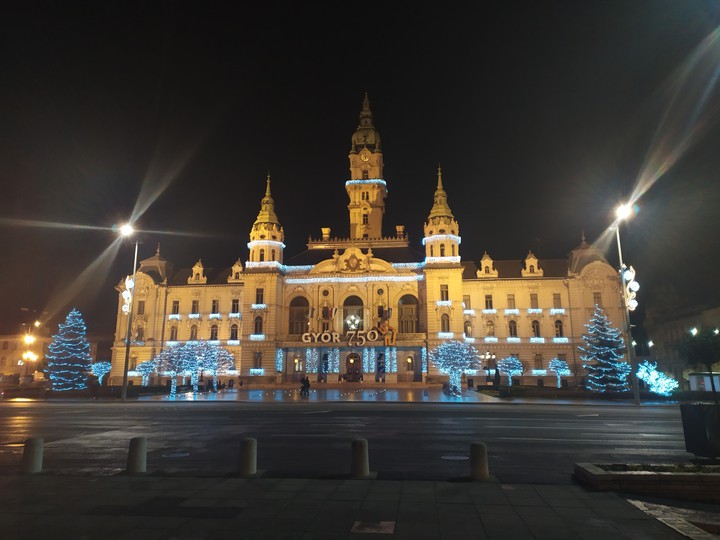 Városháza/Town-hall