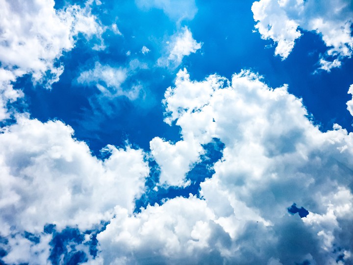 The clouds is my way of picturing my imagination ?☁️?
