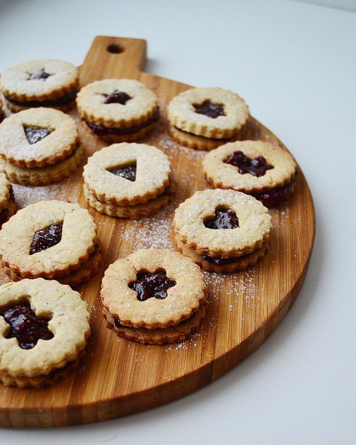 chocolate cookies