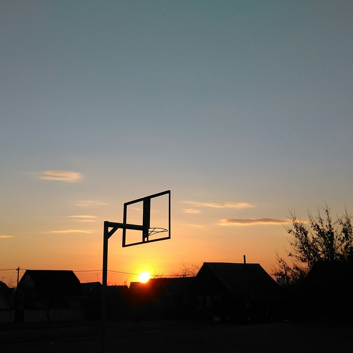 Bascetball sunset