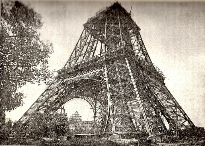 Eiffel Tower under construction