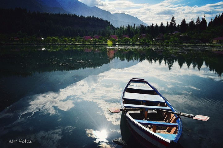 Shangrila Lake
