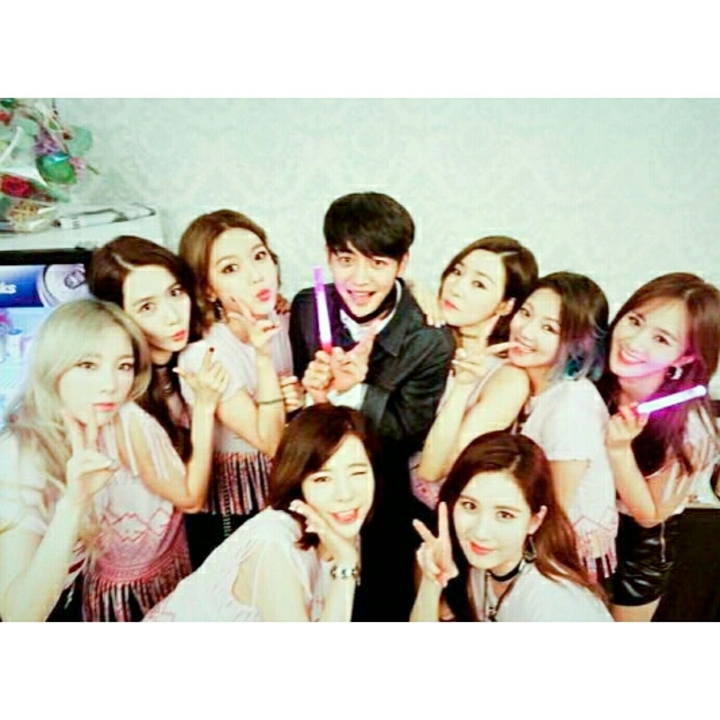 SNSD ✨ & SHINEE MINHO ✨ ➰
