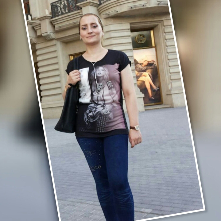 Women.  Baku