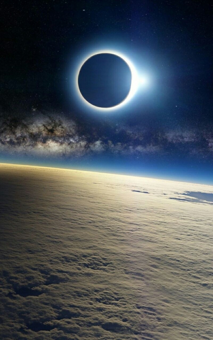 Eclipse 