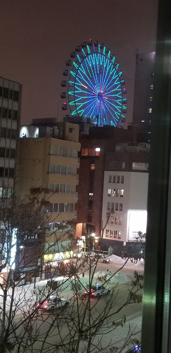 夜の観覧車