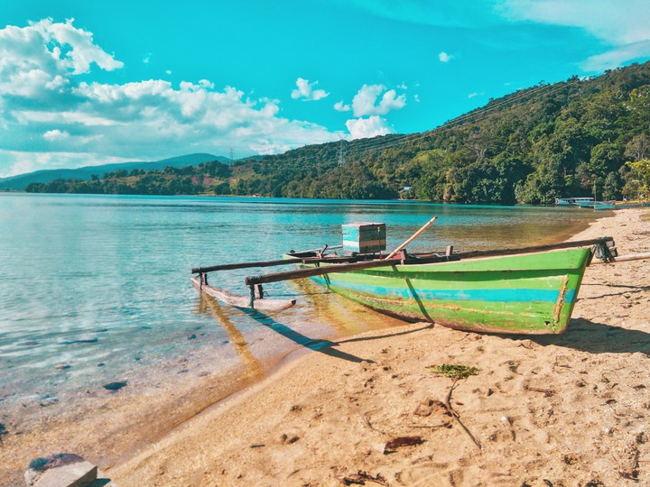 The boat on the beach