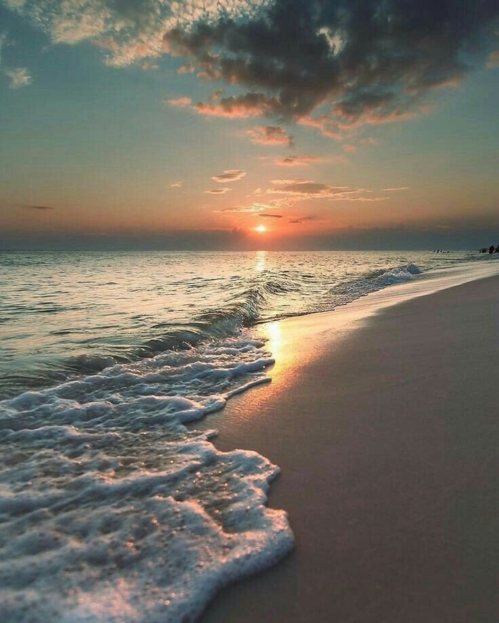Море