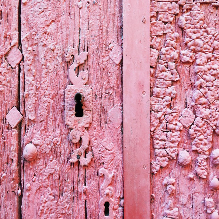 Keyhole Door Pink