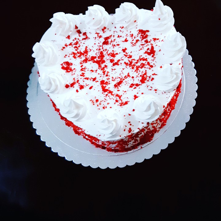 red velvet cake heart shape