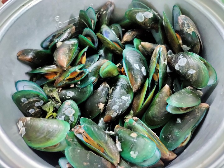 Mussels in Thailand