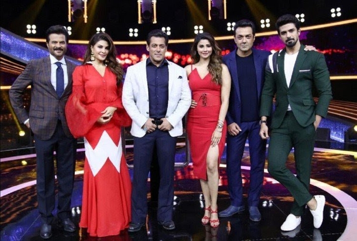 ## Race 3 ##