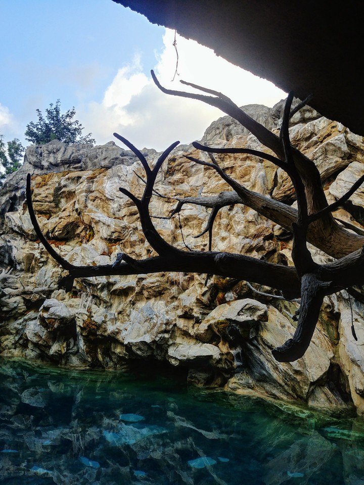 Artificial waterfall lead to an amazing picture