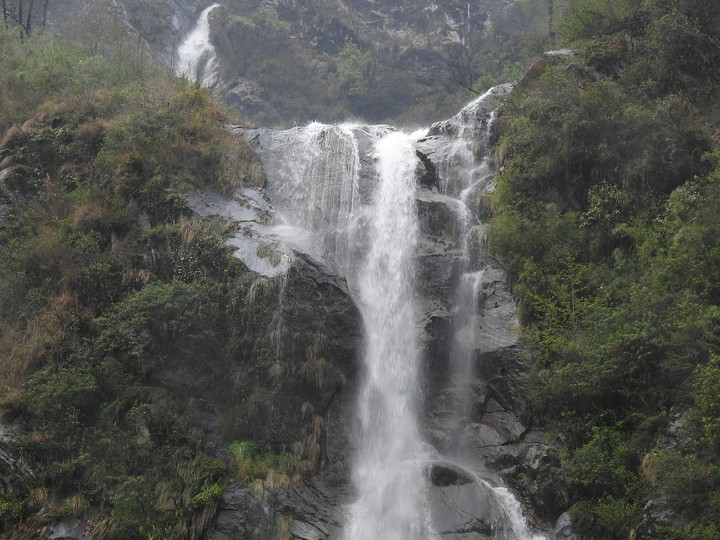 suave falls