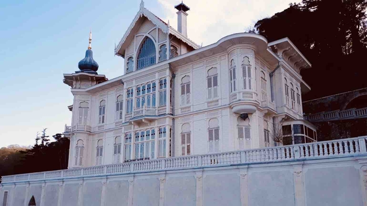 Huber Lodge