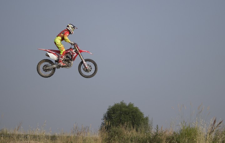 motocross jump