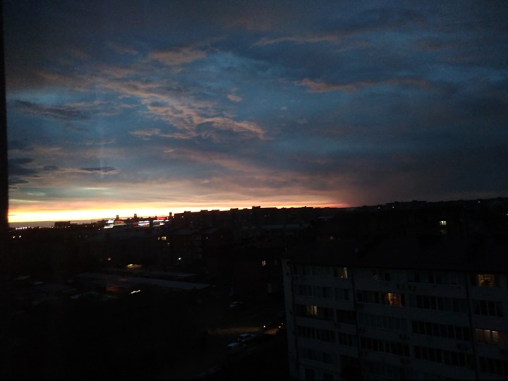 небо