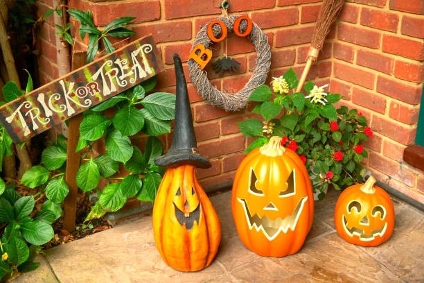 Boo! Trick or Treat!