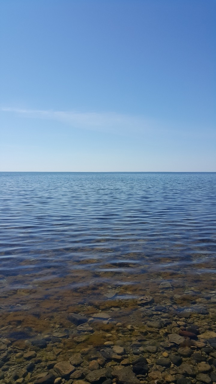 море