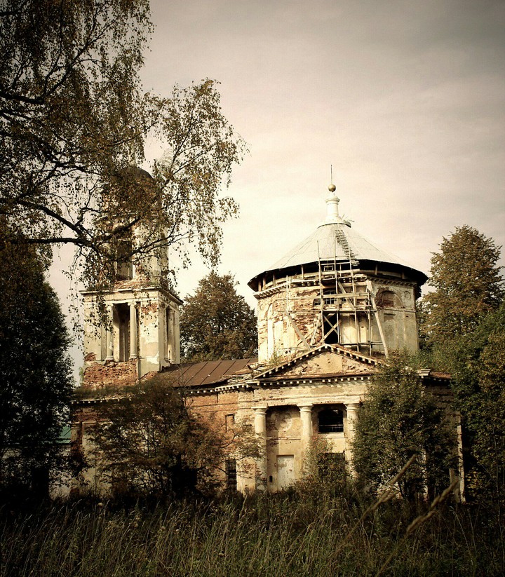 церковь ⛪