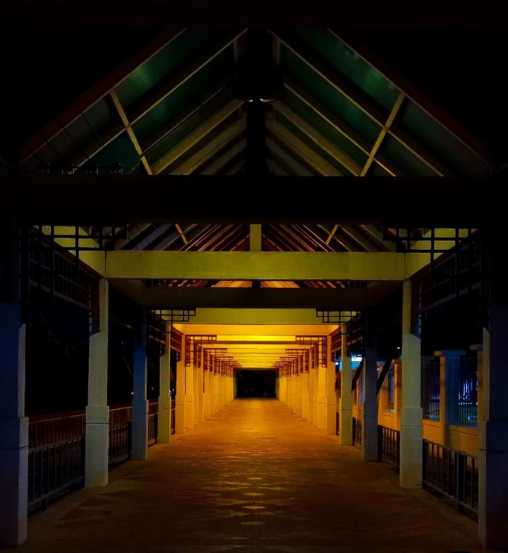 walkway light