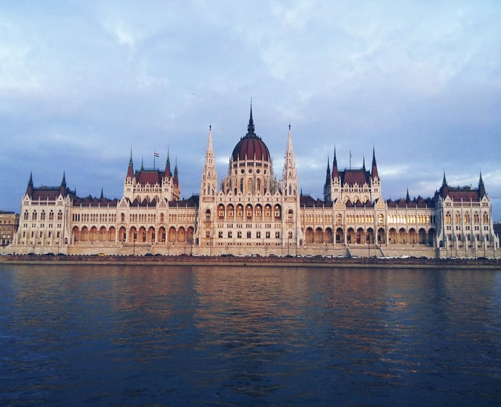 Parlament
