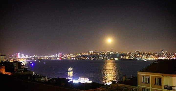 Home View, Bosphorus, İstanbul, Turkey