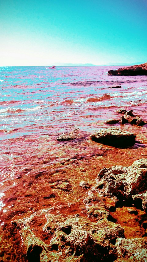 GEOGRAPHIC SPLENDOR