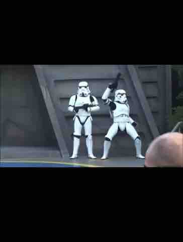 Dancing troopers live